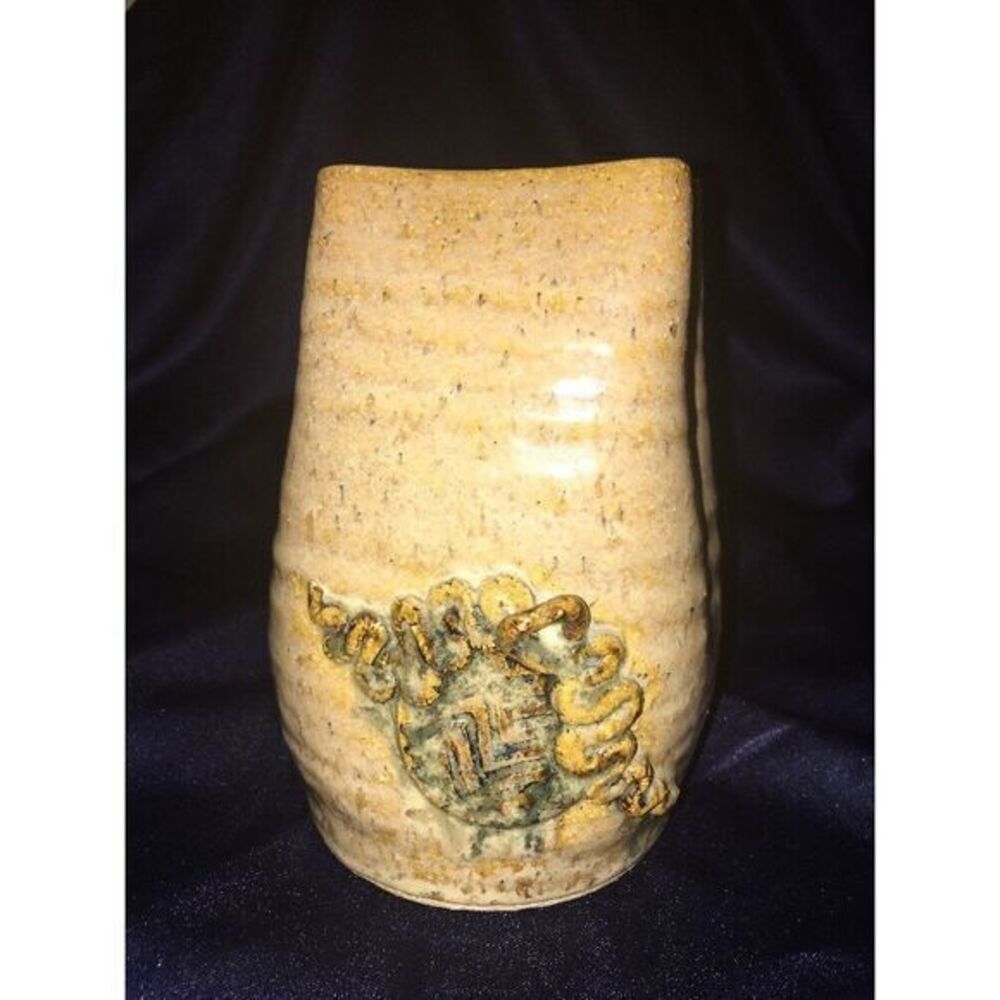 Studio art pottery Earthy Vase signed Lynn 1977 5.75" tall
